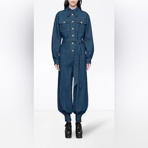 * Like New* Gucci Jean Jumper size 40 (US 4)